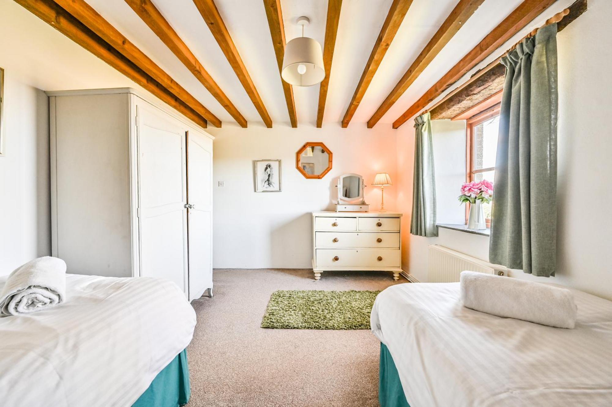 Polean Farm Cottages - With Free Animal Feeding And Pony Rides And Free Access To A Nearby Pool Лу Номер фото