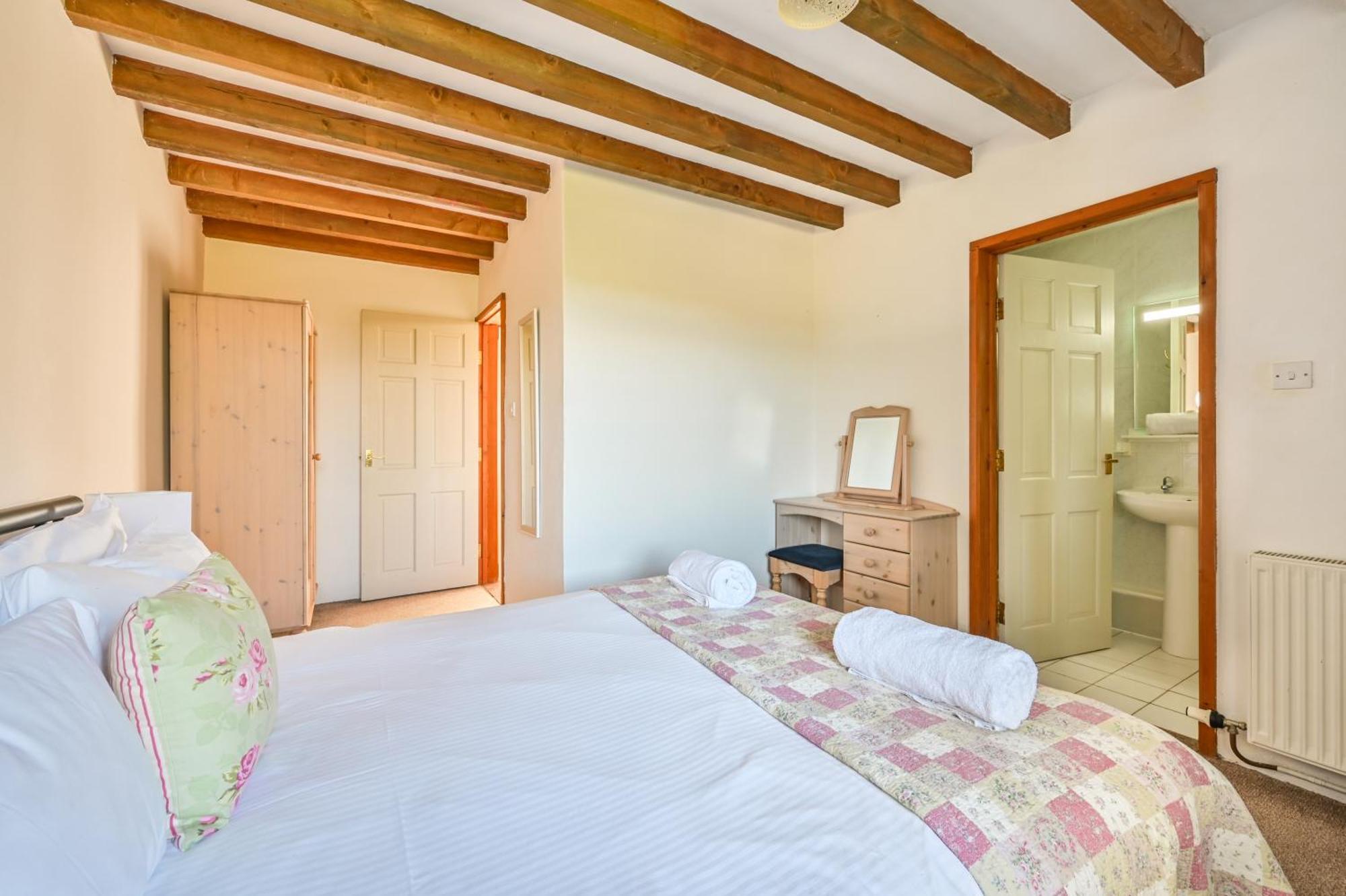Polean Farm Cottages - With Free Animal Feeding And Pony Rides And Free Access To A Nearby Pool Лу Номер фото